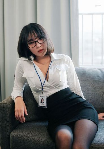 新人女秘书在线_BD在线视频播放